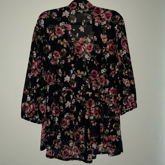 Floral Black and Pink Long Sleeved Blouse, Formal or Casual 2XL - Picture 2 of 5